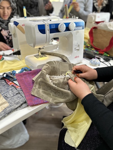 Community Sewing Program for refugees and migrants